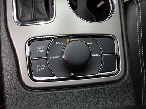 Used 2021 Jeep Grand Cherokee Limited w/ Quick Order Package 28K 80th image 16