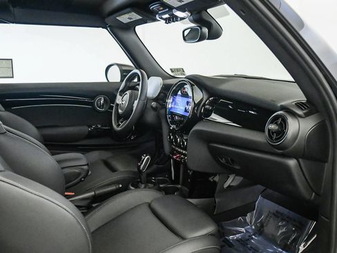 Certified 2023 MINI Cooper S FWD image 17