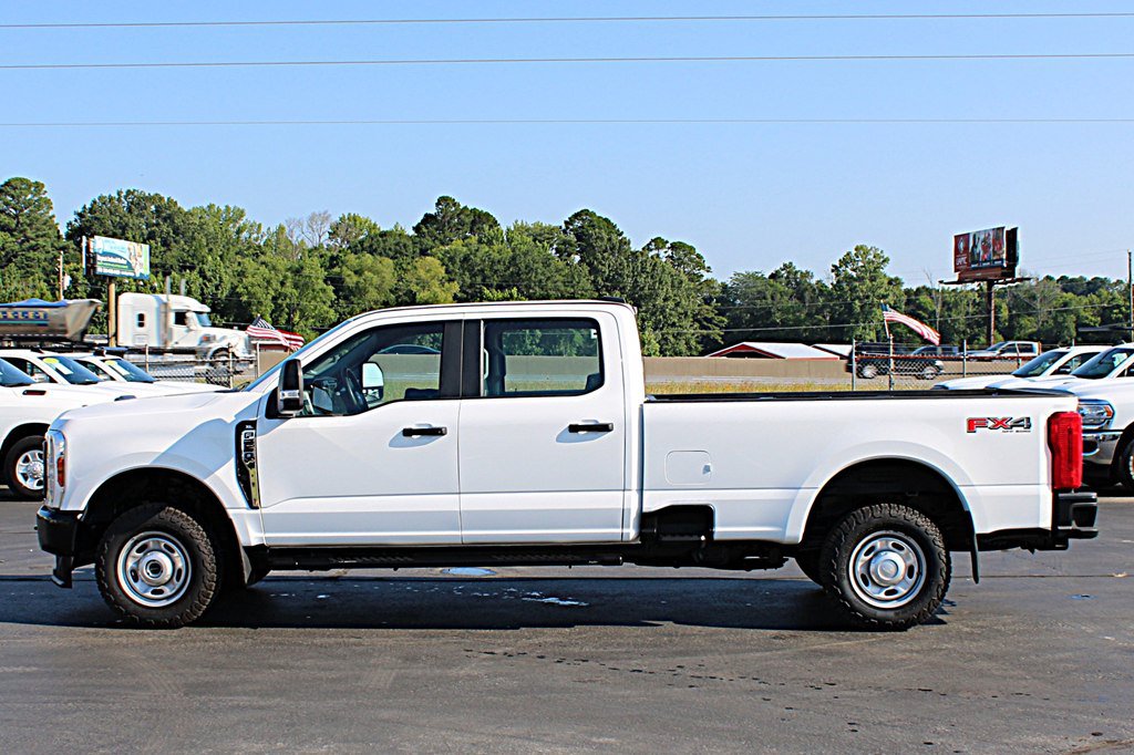 Used 2024 Ford F250 XL w/ FX4 Off-Road Package AWD/4WD image 6