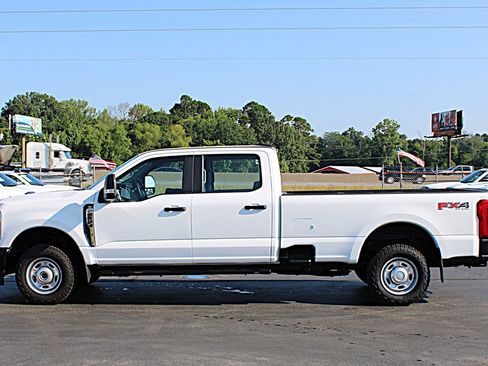 Used 2024 Ford F250 XL w/ FX4 Off-Road Package AWD/4WD image 6