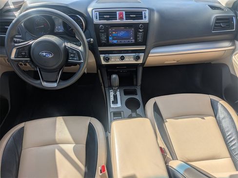 Used 2019 Subaru Outback 2.5i image 16