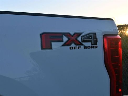 Used 2019 Ford F350 XLT w/ XLT Value Package image 12