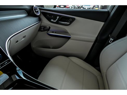 New 2026 Mercedes-Benz GLC 300 4MATIC image 18