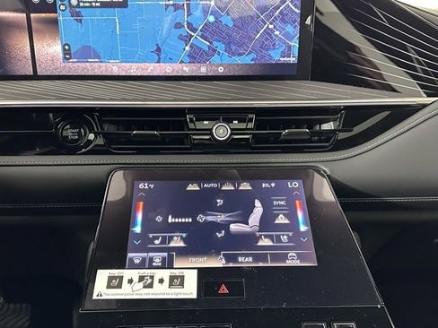 New 2026 INFINITI QX80 Autograph w/ Premium Cargo Package image 18