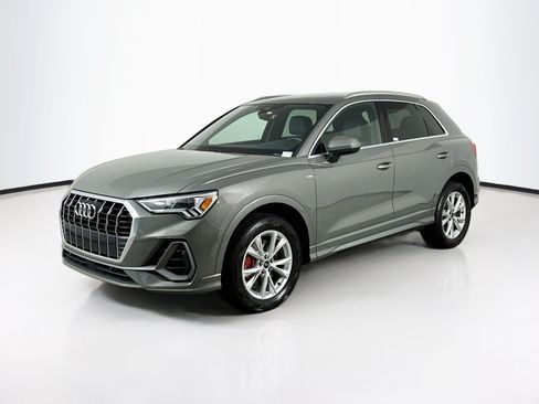 Used 2025 Audi Q3 2.0T Premium AWD/4WD image 3