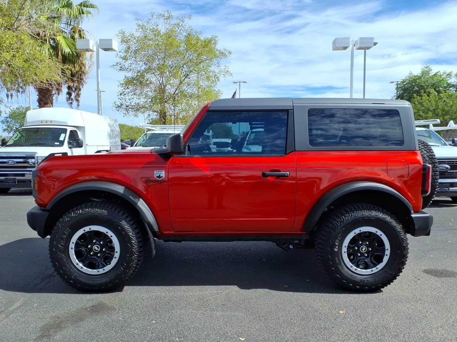 Used 2024 Ford Bronco Big Bend w/ Sasquatch Package AWD/4WD image 7