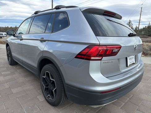Used 2020 Volkswagen Tiguan S image 4