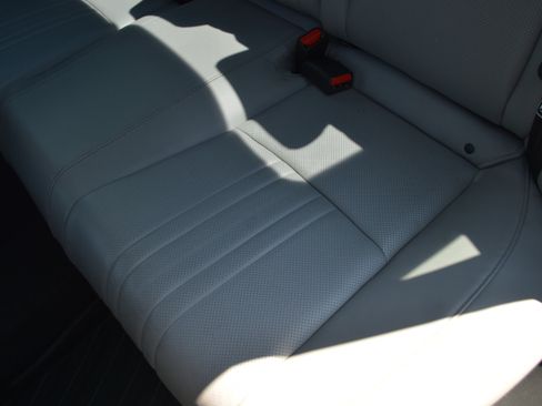 Used 2018 Honda Accord Touring image 23