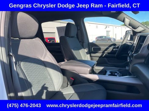 Used 2025 RAM 1500 Big Horn AWD/4WD image 16