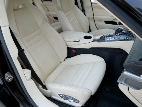 Used 2015 Porsche Panamera GTS w/ Premium Package Plus AWD/4WD image 8