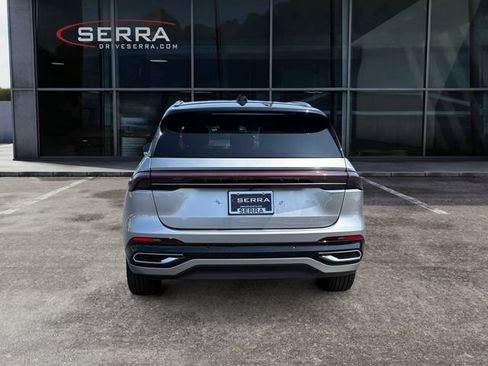 Used 2024 Lincoln Nautilus Reserve w/ Equipment Group 202A AWD/4WD image 4