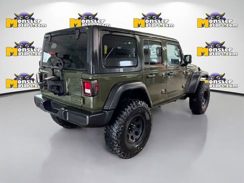 Used 2022 Jeep Wrangler Unlimited Sport image 4