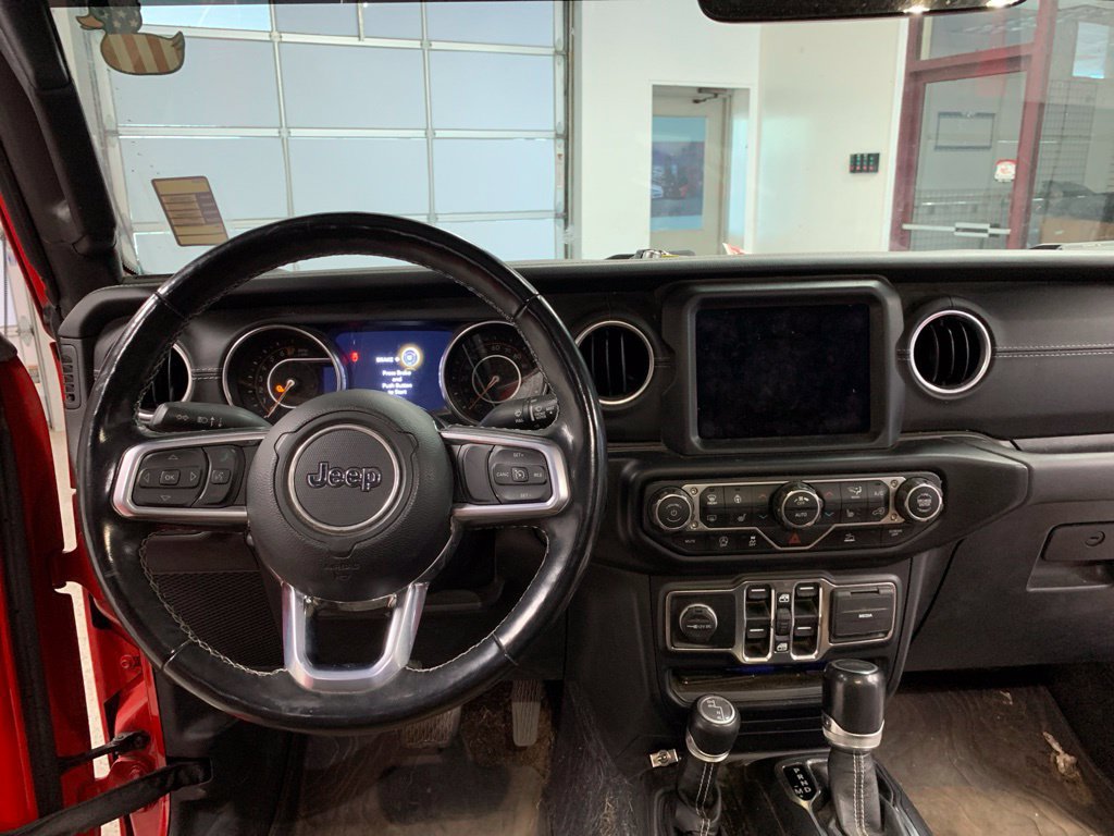 Used 2021 Jeep Gladiator Overland w/ Popular Equipment Package AWD/4WD image 10