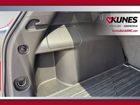 Used 2023 Chevrolet Equinox LT AWD/4WD image 22