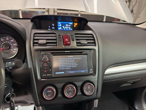 Used 2014 Subaru Forester 2.5i Limited image 18