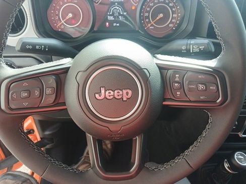 New 2025 Jeep Gladiator Sport image 41