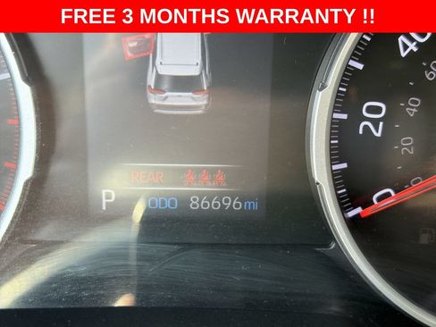 Used 2021 Toyota RAV4 XLE AWD/4WD image 16