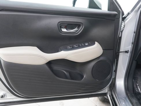 Used 2024 Honda HR-V EX-L image 18