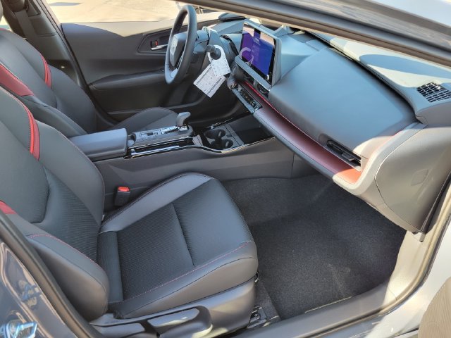 New 2027 Toyota Prius Plug-In Hybrid FWD image 20