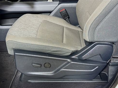 Used 2024 Ford F150 XLT w/ Mobile Office Package image 17