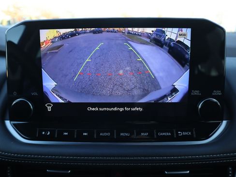 Used 2023 Nissan Rogue SL w/ SL Premium Package image 31