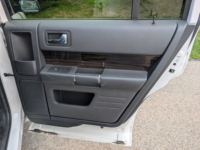 Used 2019 Ford Flex SEL w/ Equipment Group 202A FWD image 34