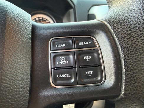 Used 2017 RAM 1500 Classic SLT image 15