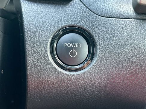Certified 2025 Toyota Camry SE w/ Convenience Package FWD image 19