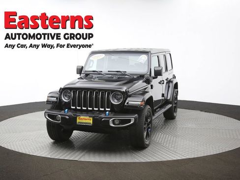 Used 2023 Jeep Wrangler Unlimited Sahara image 53