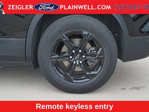 Used 2024 Chevrolet Blazer LT w/ Convenience Package FWD image 9