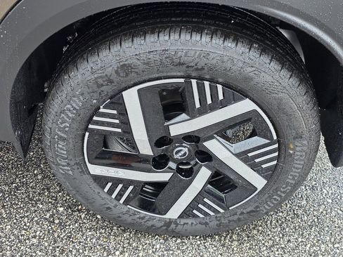 New 2026 Nissan Kicks SV w/ SV Premium Package FWD image 29