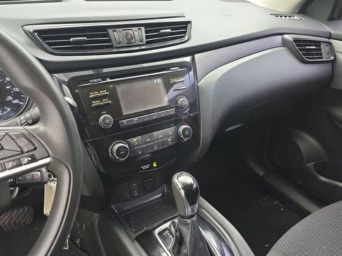 Used 2017 Nissan Rogue Sport S FWD image 20