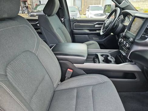 Used 2019 RAM 1500 Big Horn AWD/4WD image 10