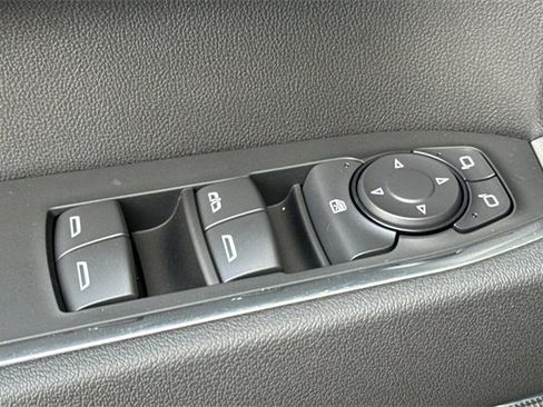 New 2026 GMC Sierra 1500 Elevation image 12