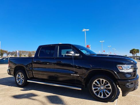 Used 2022 RAM 1500 Laramie w/ Sport Appearance Package image 3