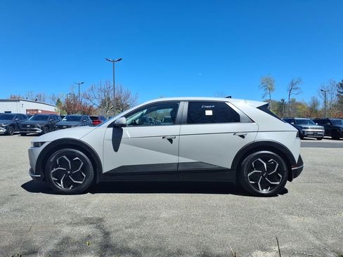 Certified 2024 Hyundai Ioniq 5 SEL AWD/4WD image 8