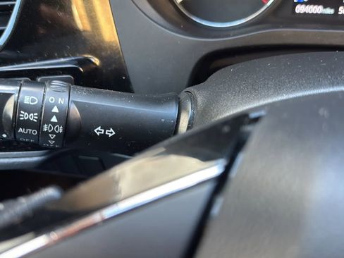 Used 2020 Mitsubishi Outlander SEL image 14