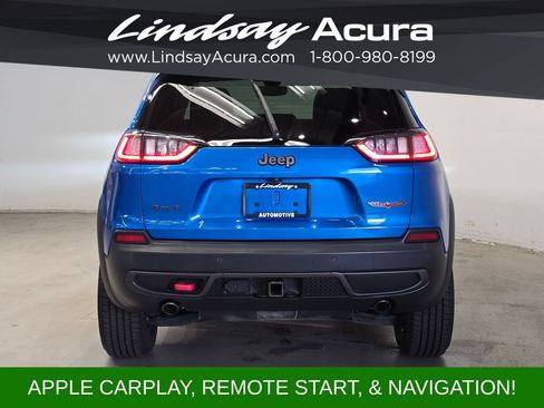 Used 2019 Jeep Cherokee Trailhawk w/ Cold Weather Group AWD/4WD image 6