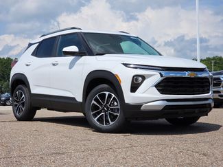 New 2026 Chevrolet TrailBlazer LT w/ Convenience Package AWD/4WD video 2