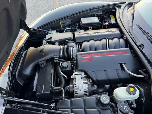 Used 2010 Chevrolet Corvette Coupe w/ Preferred Equipment Group image 41