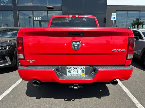 Used 2012 RAM 1500 Express w/ ST Popular Equipment Group AWD/4WD image 3