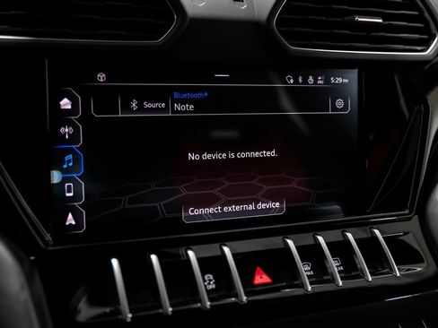 Used 2022 Lamborghini Urus image 27