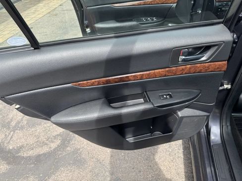 Used 2013 Subaru Legacy 2.5i Limited AWD/4WD image 23
