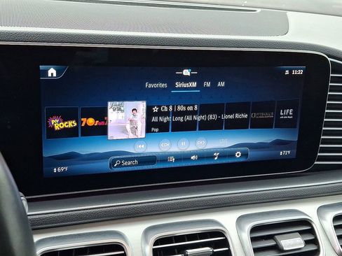 Used 2024 Mercedes-Benz GLE 450e 4MATIC image 18