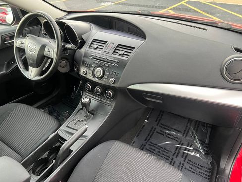 Used 2013 MAZDA MAZDA3 i Touring FWD image 25