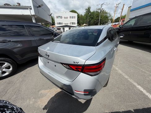 Used 2021 Nissan Sentra SV FWD image 5