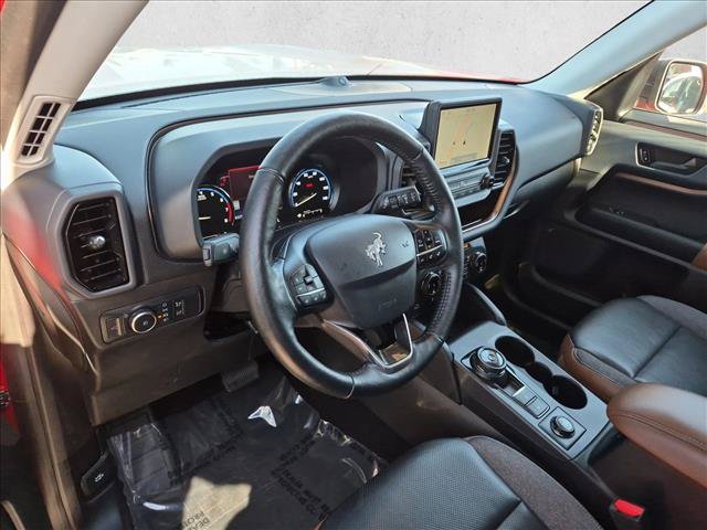 Used 2022 Ford Bronco Sport Outer Banks w/ Tech Package AWD/4WD image 10