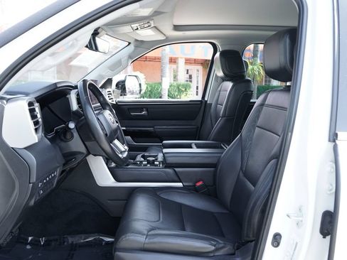 Used 2022 Toyota Tundra Limited AWD/4WD image 18