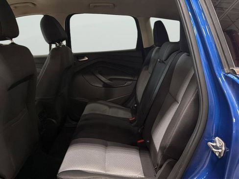 Used 2017 Ford Escape SE w/ Equipment Group 201A FWD image 25