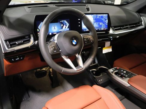 New 2026 BMW X1 xDrive28i w/ Technology Package AWD/4WD image 3